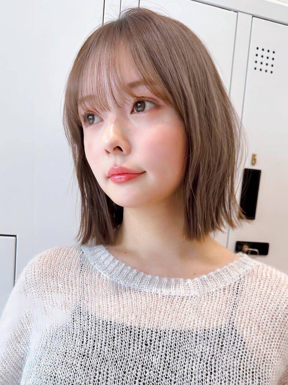 ミルクティーベージュ