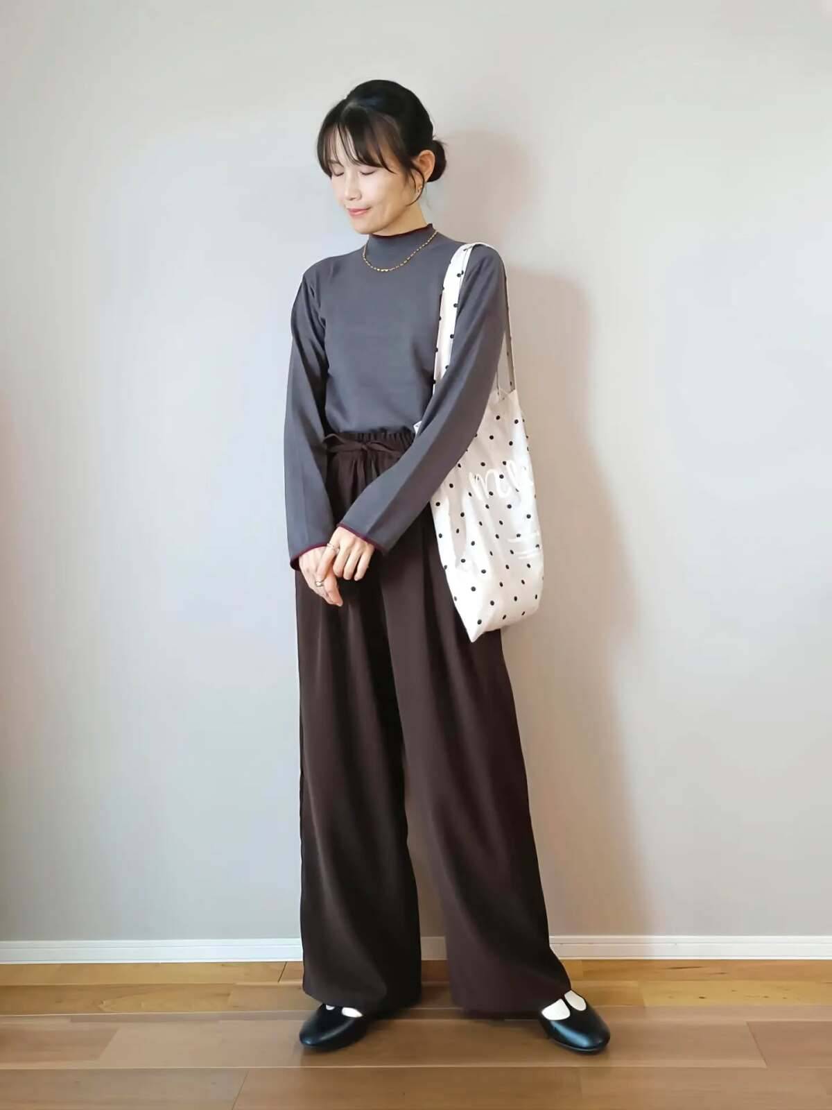 グレーとブラウンの色合わせが◎